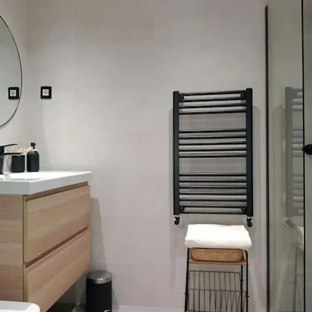 Appartamento Apartamento Con Y Zona De Trabajo En Castro Castro Urdiales